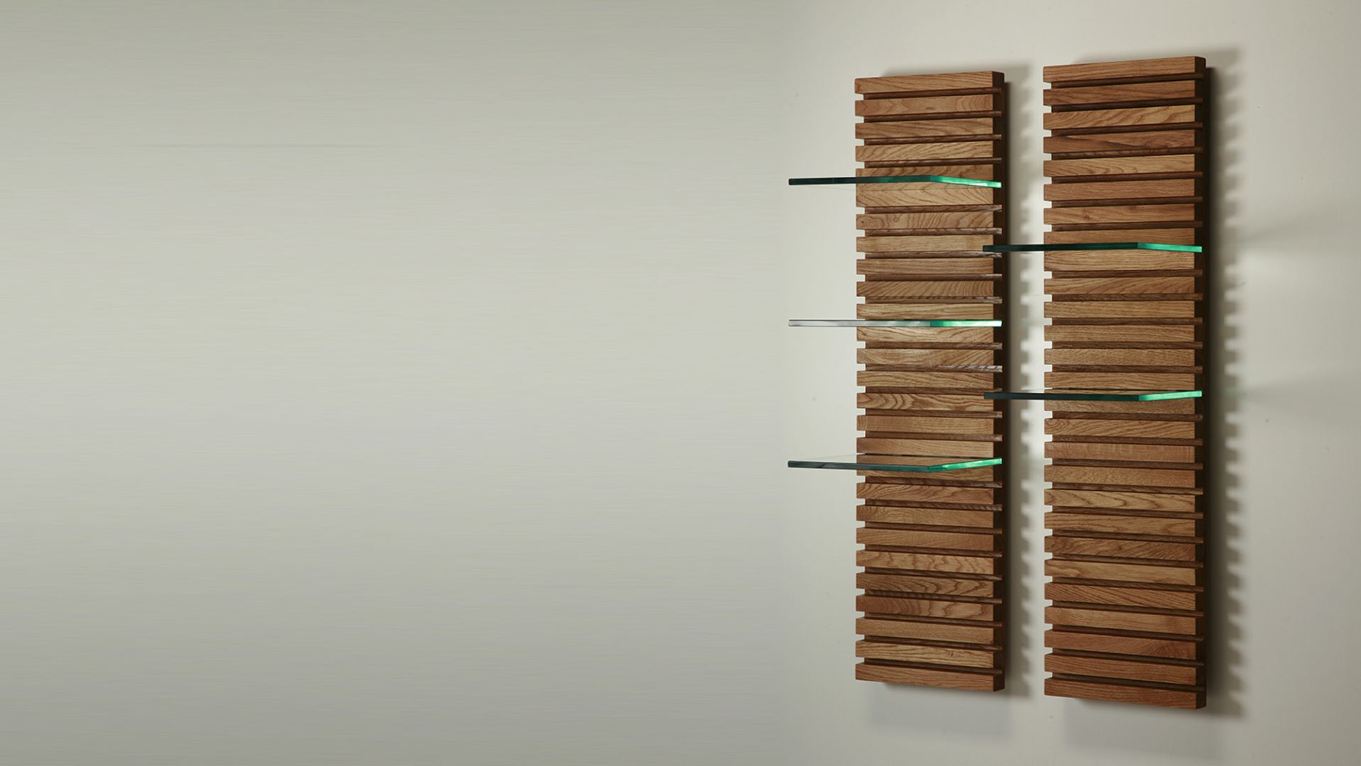 serie 385 WOOD - wall object UUS